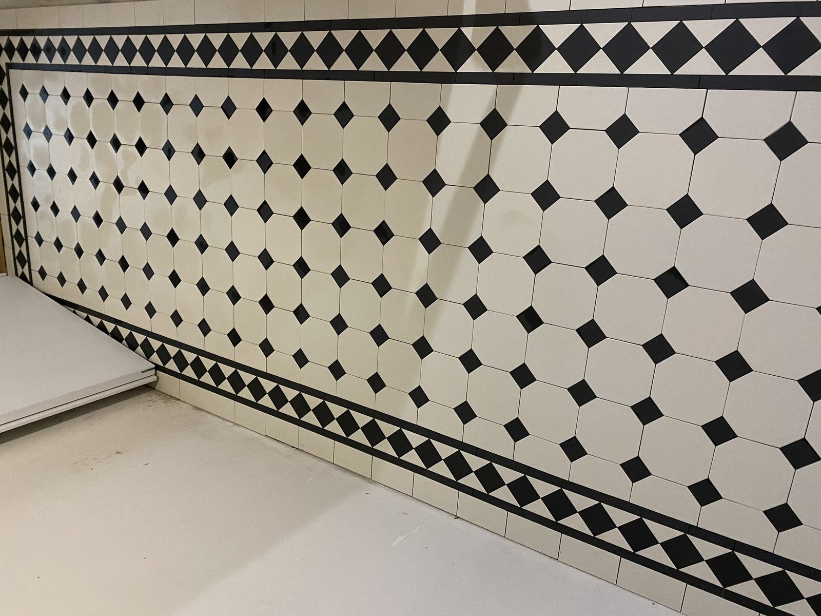 Plattenboden in einem Referenzobjekt in Zürich, Winckelmans Platten