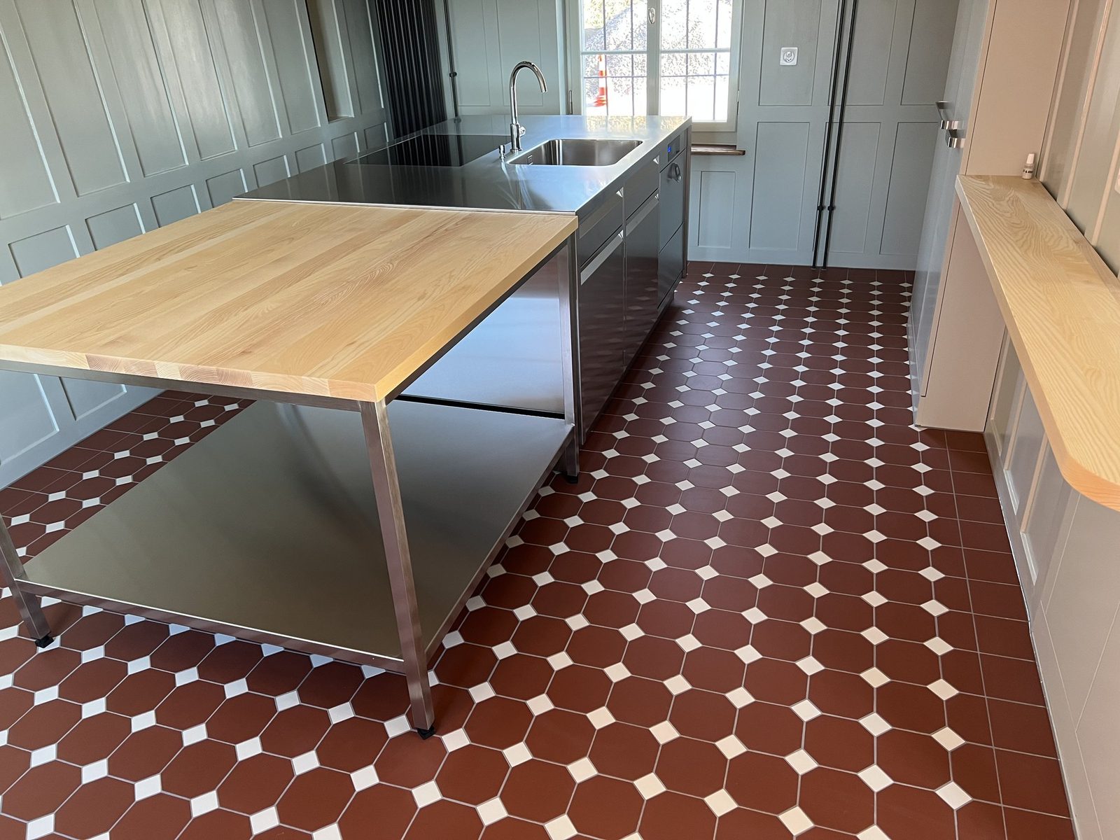 Referenzobjekt mit Winckelmans Platten, Foto 7