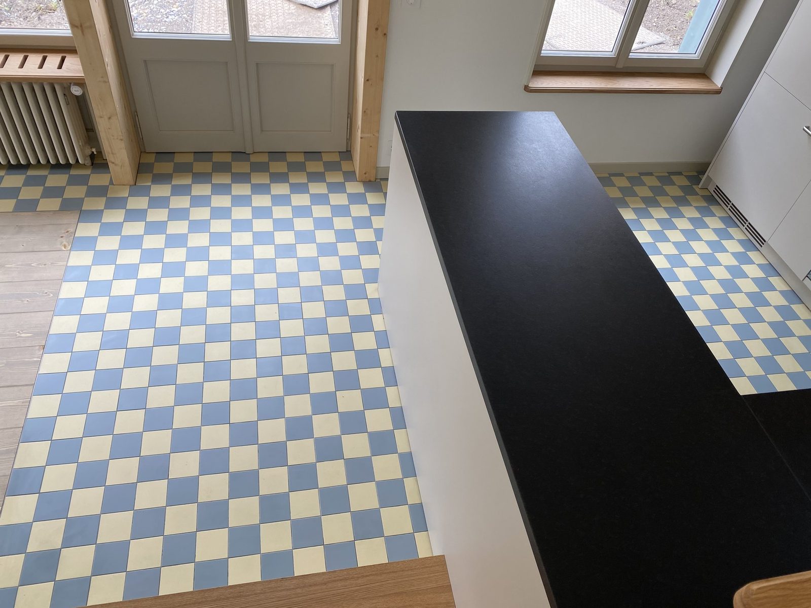 Plattenboden in einem Referenzobjekt in Zürich, Winckelmans Platten