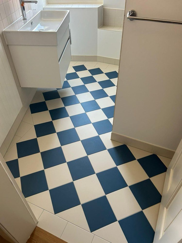 Plattenboden in einem Referenzobjekt in Zürich, Winckelmans Platten